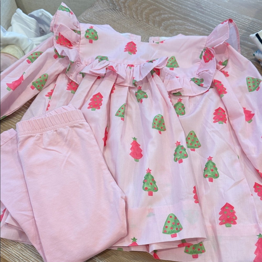 Cecil & Lou Christmas outfit